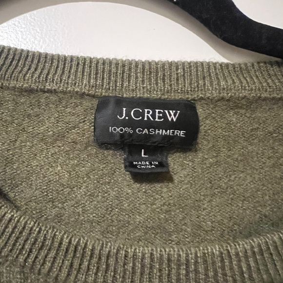 J Crew 100% Cashmere Sweater Olive Green - Picture 3 of 4